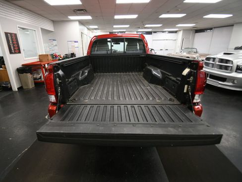 Used 2017 Toyota Tacoma SR w/ SR Convenience Package AWD/4WD image 20