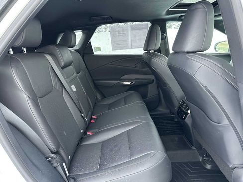 Used 2024 Lexus RX 350h image 12
