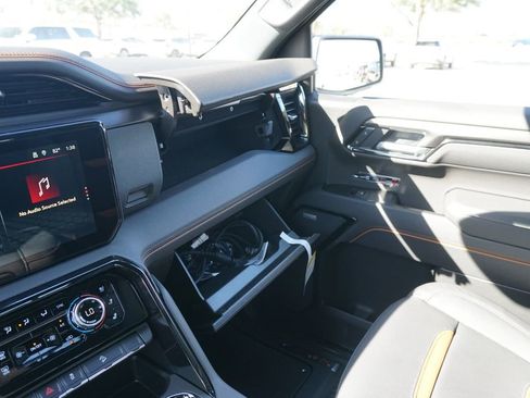 New 2026 GMC Sierra 1500 AT4 w/ Technology Package image 38