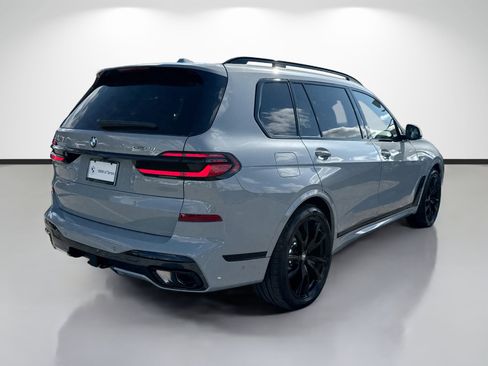 New 2026 BMW X7 xDrive40i w/ M Sport Package image 3