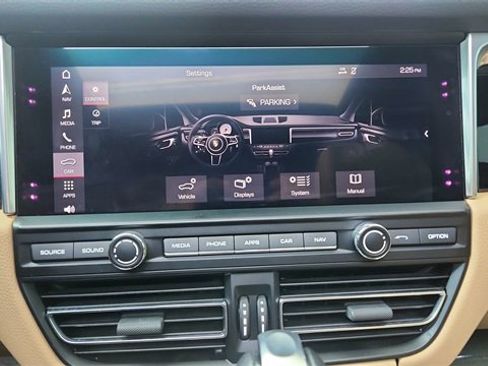 Used 2019 Porsche Macan S image 50