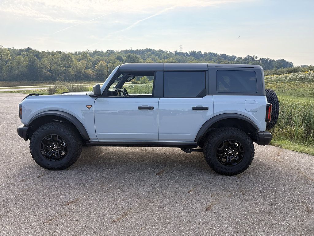 New 2026 Ford Bronco Badlands AWD/4WD image 2