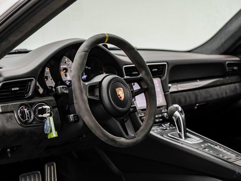 Used 2019 Porsche 911 GT3 RS RWD image 56