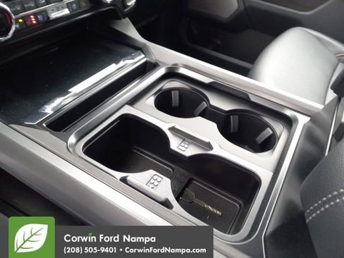 New 2026 Ford F350 Lariat w/ Black Appearance Package image 18