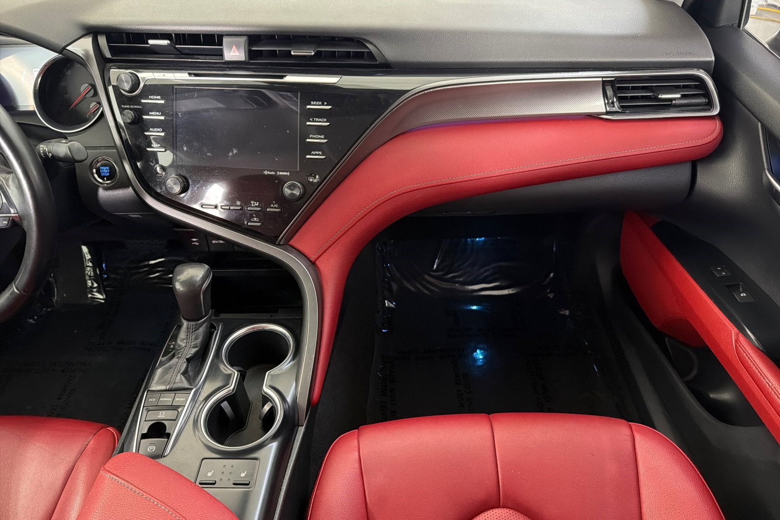 Used 2019 Toyota Camry XSE w/ Carpet Mat Package FWD image 30
