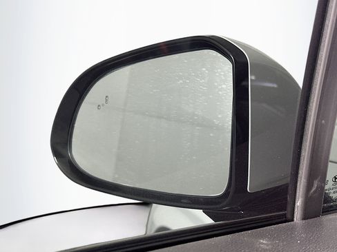 Used 2019 Hyundai Santa Fe Limited w/ Cargo Package image 16