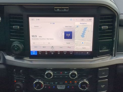 Used 2025 Ford F250 Platinum image 18