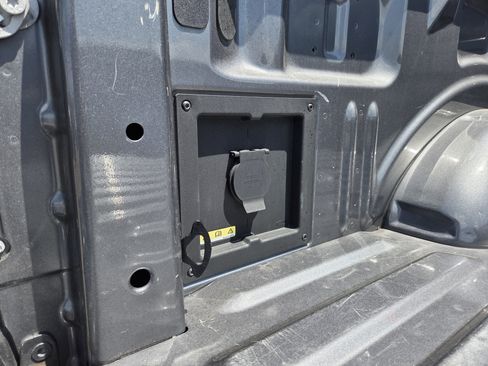 Used 2024 Ford F150 XLT w/ Mobile Office Package RWD image 25