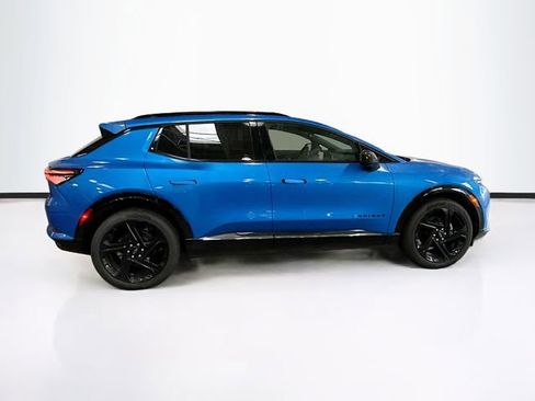 New 2025 Chevrolet Equinox EV RS w/ Convenience Package II image 5