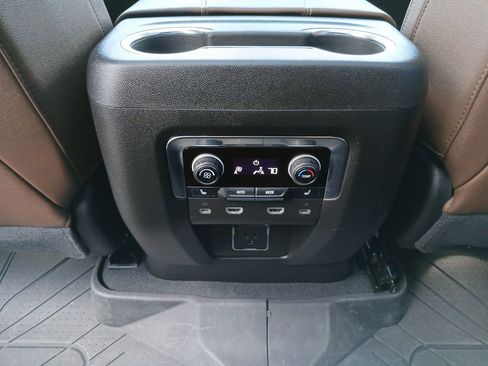 Used 2023 Chevrolet Tahoe High Country w/ Advanced Technology Package image 22