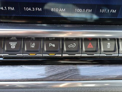 Used 2024 Chevrolet Silverado 2500 LTZ w/ LTZ Plus Package AWD/4WD image 35