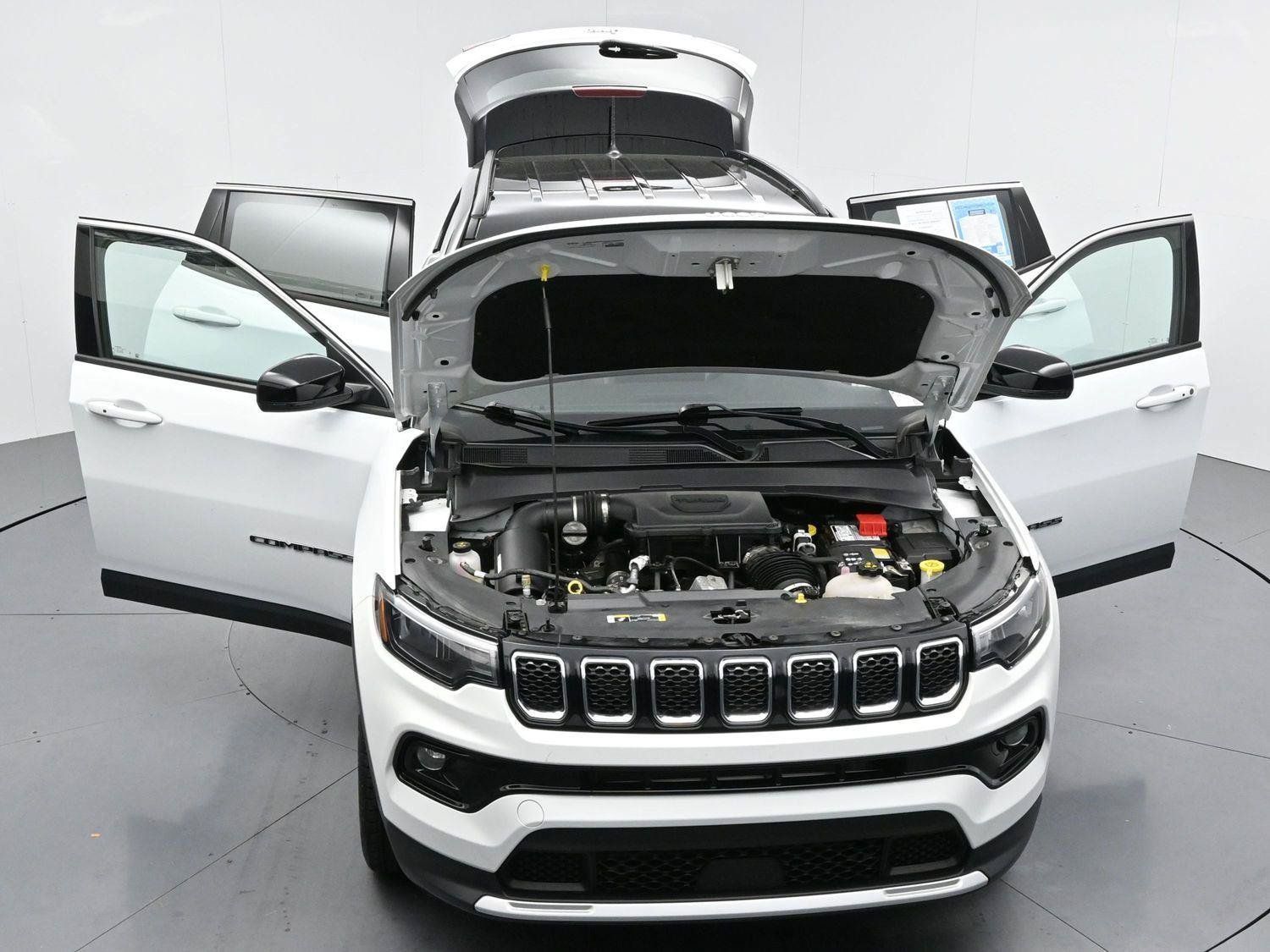 Used 2023 Jeep Compass Limited AWD/4WD image 42