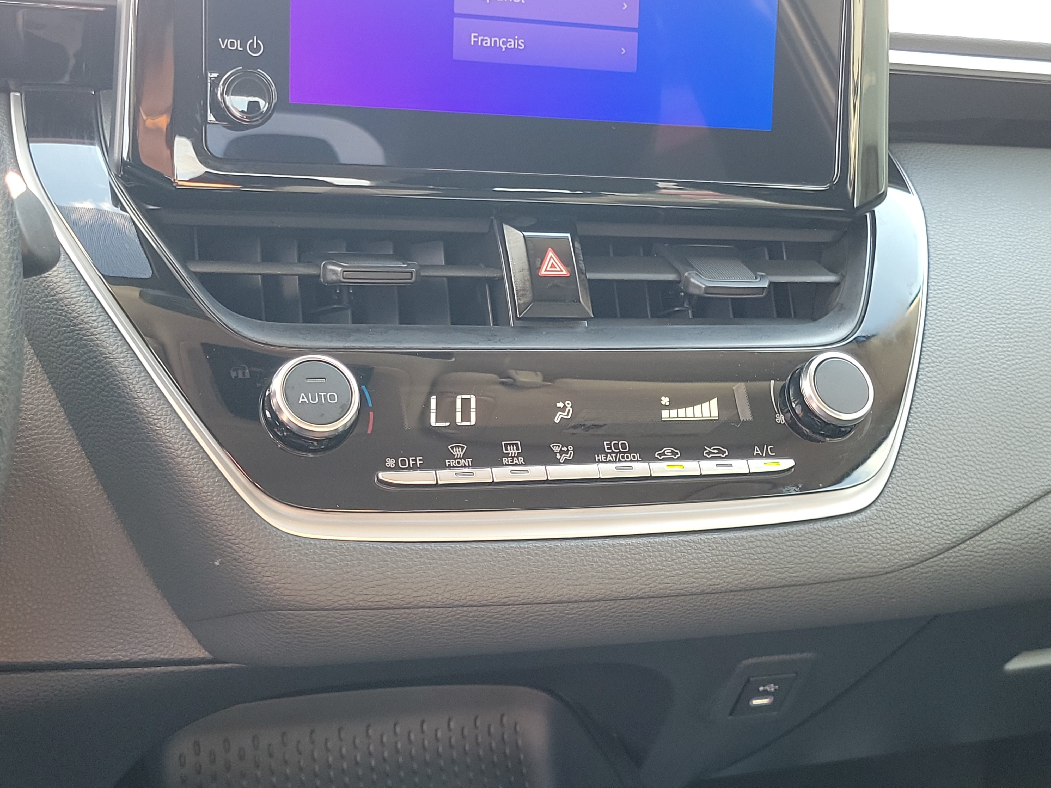 Used 2024 Toyota Corolla LE FWD image 27