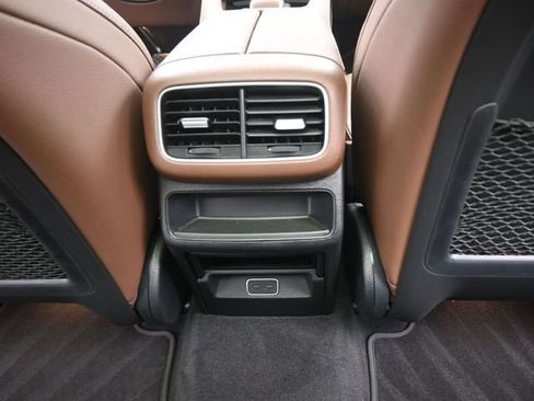 Used 2024 Mercedes-Benz GLE 350 4MATIC image 29