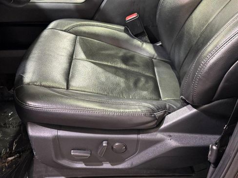 Used 2020 Ford Expedition Max XLT w/ Equipment Group 202A image 25