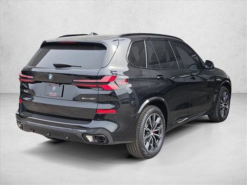 New 2026 BMW X5 sDrive40i w/ M Sport Package image 2