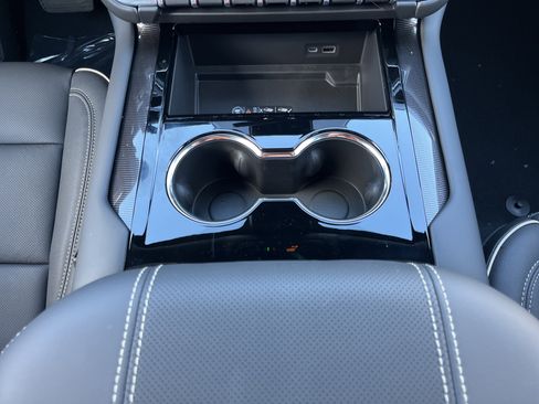 New 2026 GMC Yukon Elevation w/ LPO, Get Active Package image 28