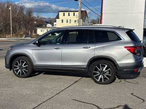 Used 2022 Honda Pilot Touring image 3