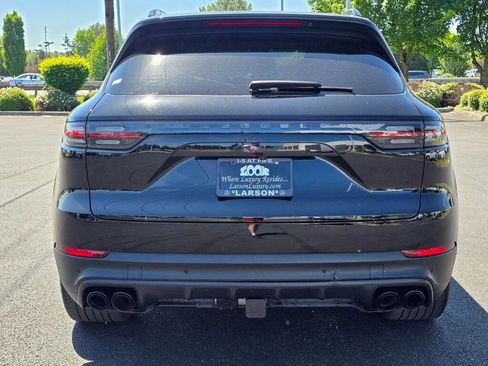 Used 2019 Porsche Cayenne AWD/4WD image 48