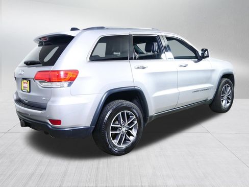 Used 2018 Jeep Grand Cherokee Limited w/ Trailer Tow Group IV AWD/4WD image 7