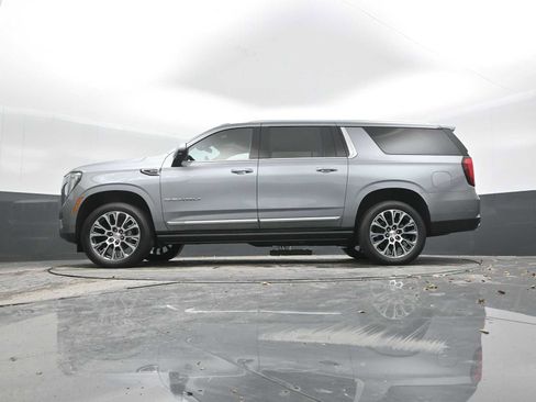 New 2026 GMC Yukon XL Denali w/ Sun & Power Step Package image 36