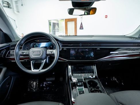 Used 2024 Audi Q8 Premium Plus w/ Premium Plus Package image 52