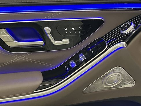 Certified 2024 Mercedes-Benz Maybach S 580 4MATIC image 18