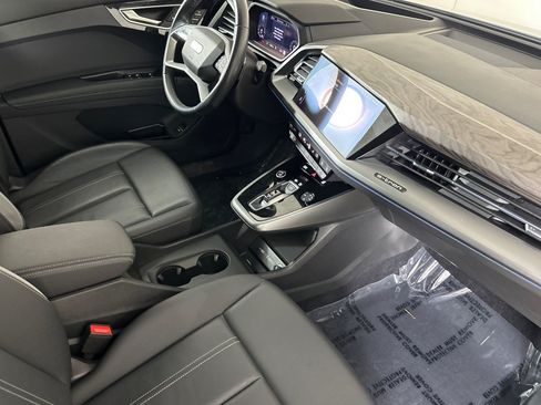 Certified 2023 Audi Q4 e-tron Prestige w/ Black Optic Package AWD/4WD image 15