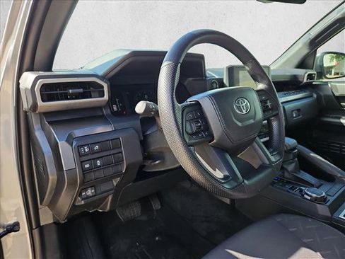 Used 2025 Toyota Tacoma SR5 AWD/4WD image 9