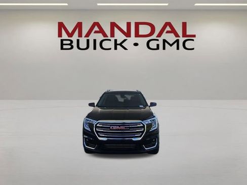 Used 2024 GMC Terrain SLT AWD/4WD image 2