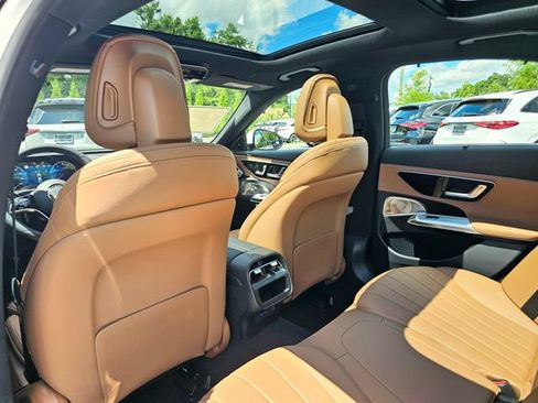 New 2026 Mercedes-Benz E 450 4MATIC Sedan image 24