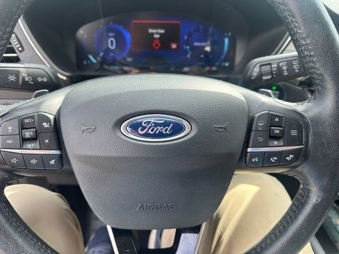 Used 2020 Ford Escape Titanium w/ Titanium Premium Package 2.0 AWD/4WD image 21