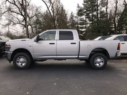 New 2026 RAM 2500 Tradesman w/ Chrome Appearance Group