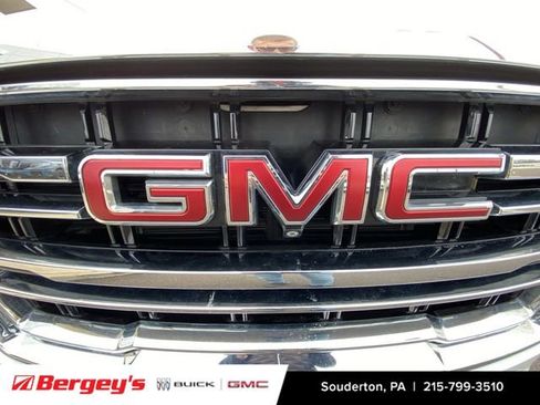 Used 2021 GMC Yukon XL SLT w/ SLT Luxury Plus Package image 33