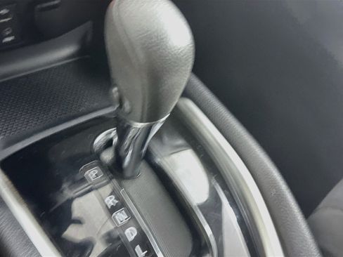 Used 2015 Nissan Rogue S FWD image 24