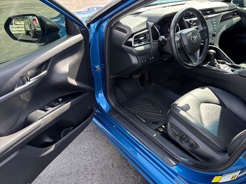 Used 2020 Toyota Camry XSE FWD image 20
