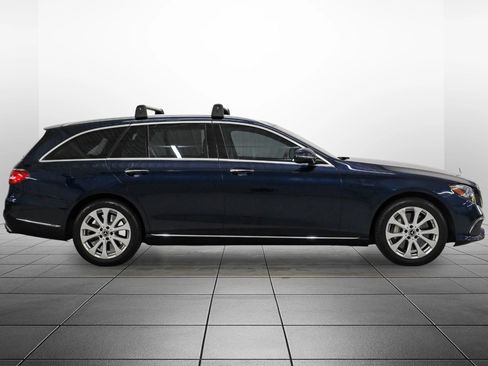 Used 2018 Mercedes-Benz E 400 4MATIC Wagon w/ Premium 2 Package image 8
