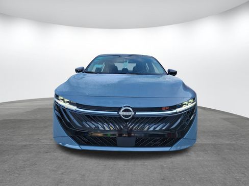 New 2026 Nissan Sentra SR image 2