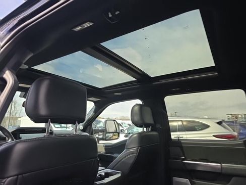 Used 2022 Ford F150 Platinum w/ Equipment Group 701A High image 13