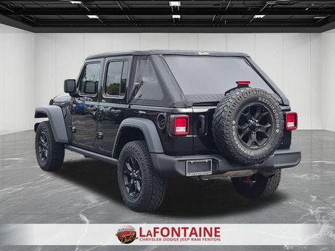 Used 2021 Jeep Wrangler Unlimited Sport AWD/4WD image 3