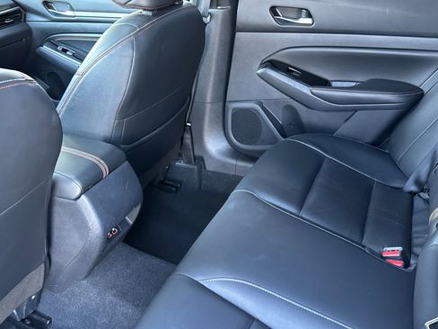 Used 2023 Nissan Altima 2.5 SR w/ SR Premium Package FWD image 12