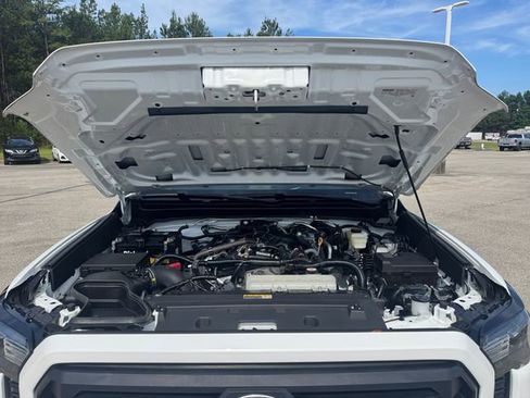 Certified 2024 Toyota Tacoma SR5 w/ SR5 Upgrade Package AWD/4WD image 21