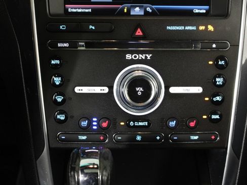 Used 2016 Ford Explorer Sport w/ Equipment Group 401A AWD/4WD image 21