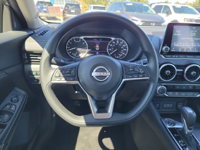 Used 2025 Nissan Sentra SV FWD image 26