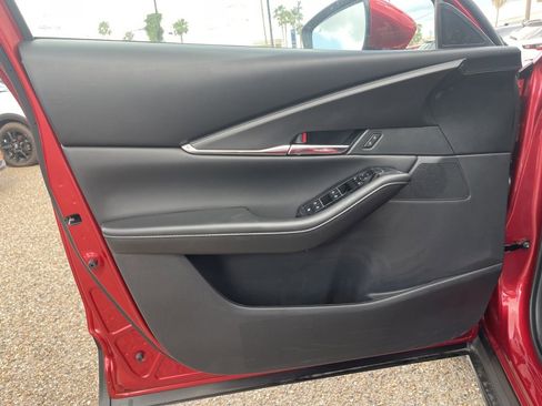 New 2025 MAZDA CX-30 AWD 2.5 S w/ Preferred Package image 12