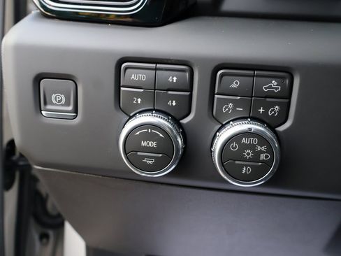 New 2026 GMC Sierra 1500 AT4 w/ AT4 Premium Package image 13