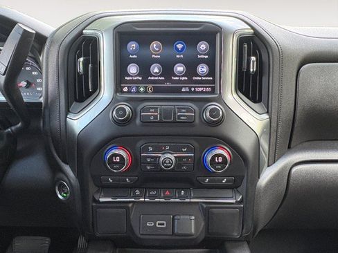Used 2021 Chevrolet Silverado 1500 LT Trail Boss w/ Bed Protection Package AWD/4WD image 10
