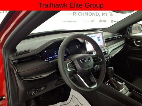 Used 2024 Jeep Compass Trailhawk w/ Trailhawk Elite Group AWD/4WD image 15