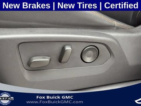 Used 2024 GMC Sierra 1500 AT4 w/ Technology Package AWD/4WD image 27