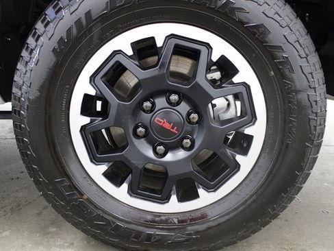 Used 2025 Toyota 4Runner TRD Off-Road Premium image 8